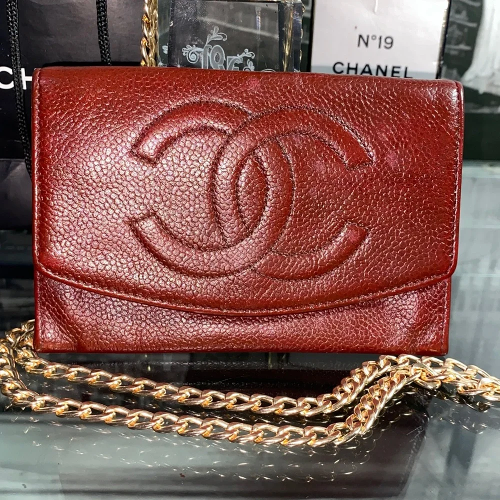 Authentic CHANEL Timeless CC Logo Caviar Leather Purse Wallet